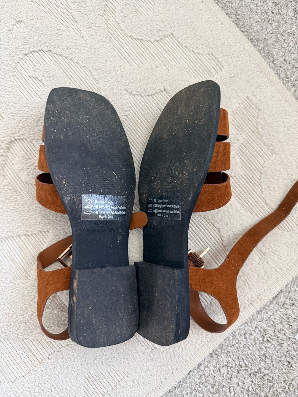 Abercrombie & Fitch Brown Suede Fisherman Sandals 7 - Picture 3 of 3